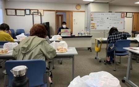 大宮コープ委員会:組合員のつどいとキッチンカーで商品学習会