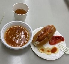 自分みがき講座C’est la vie!第1期・第2期合同同窓会:「治道トマト」産地見学バスツアー