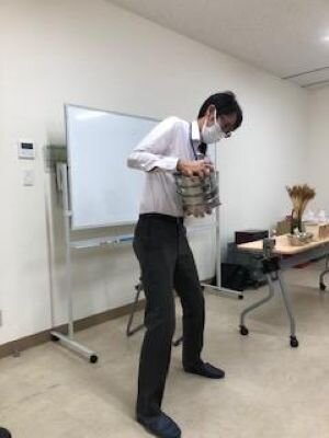 西の京コープ委員会:巽製粉㈱のパンの試食学習会