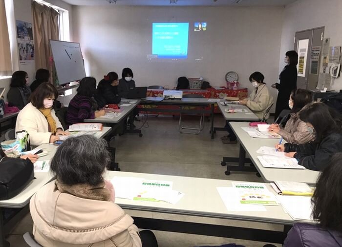 奈良西コープ委員会：「子どものSOS聞こえていますか？」子どもの貧困について学びました