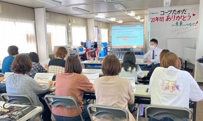 高田東コープ委員会:オンラインで「大豆ドライパック」の工場見学