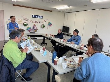 自分みがき講座「男のまなび塾」第6期第3回:(社福)協同福祉会学習会とCO・OP商品でクリスマスを開催しました