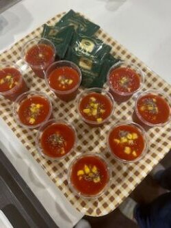 生駒北コープ委員会：オリーブオイルの試食学習会とユニセフの活動を学びました 