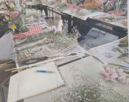 奈良西コープ委員会:フラワーアレンジメント講習会~ステキな作品ができました~
