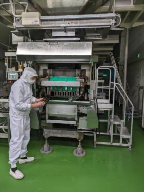 葛城コープ委員会: フローベルのパンの工場を見学しました