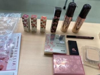 生駒北コープ委員会:(株)ナリス化粧品の学習会 スキンケアの大切さを学びました
