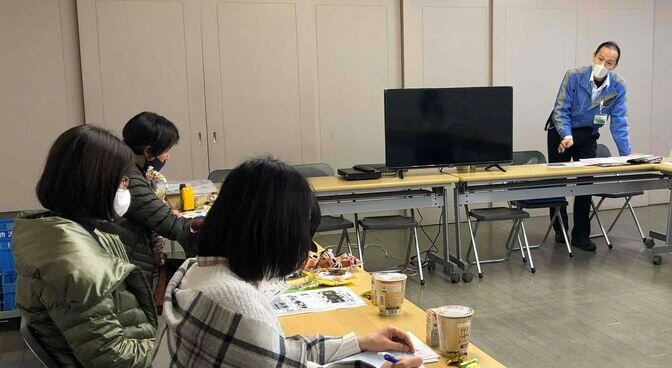 生駒東コープ委員会:組合員のつどいと㈱コモのパンのおいしさの秘密を学びました