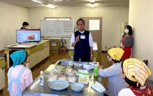 中エリア委員会:中エリア開発商品のミールキットの調理・試食学習会