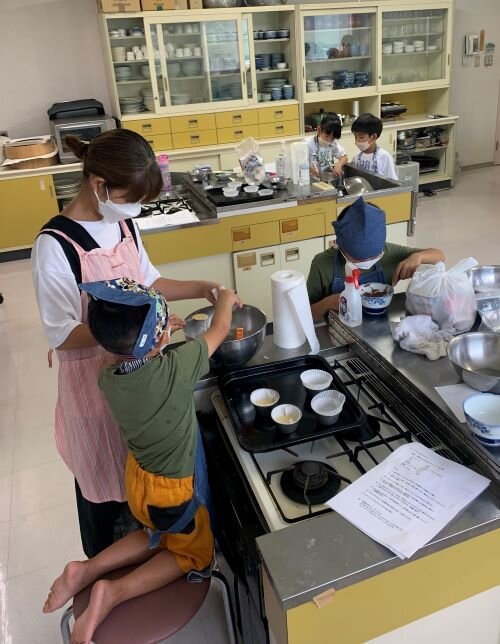 王寺コープ委員会：夏休み親子料理教室を開きました