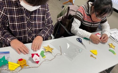 大宮コープ委員会:おりがみ講習会“クリスマス★ガーランド作り”