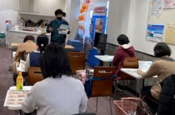 生駒北コープ委員会：㈱CWSの“らくらくお料理パック”学習会　簡単調理で美味しく試食しました