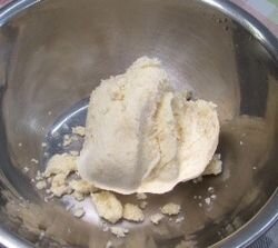 中エリア委員会:田原本コープ委員会と「豆腐作り」をしました