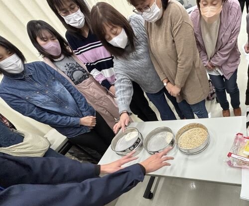 郡山西コープ委員会：フローベルのパンの学習会 美味しさの秘密を知りました