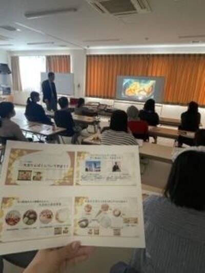 香芝西コープ委員会:畑のお肉“大豆”を使った商品を学習しました