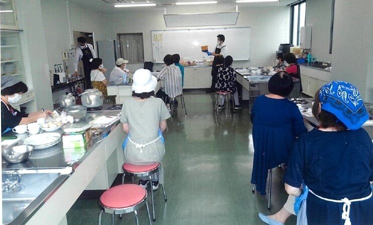 宇陀コープ委員会:巽製粉(株)フローベル事業部 パンの学習会