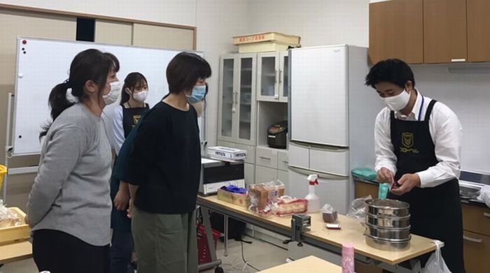広陵コープ委員会:巽製粉㈱フローベル事業部のパンの学習会