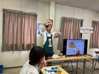 自分みがき講座C’est la vie!第5期第5回：マルイ食品（株）によるチキンの学習会を開催しました