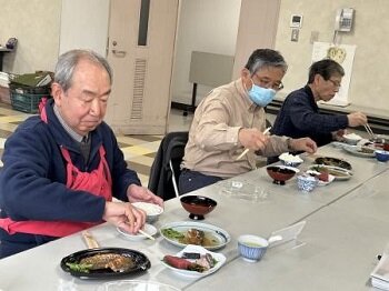 自分みがき講座「男のまなび塾」第6期第6回：「ならコープ鮮魚部門チーフによるさかなのさばき方教室・閉講式」を開催しました