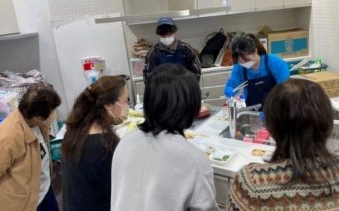 生駒北コープ委員会:㈱CWSの“らくらくお料理パック”学習会 簡単調理で美味しく試食しました