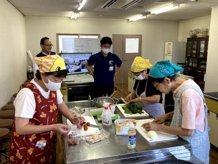 中エリア委員会:中エリア開発商品のミールキットの調理・試食学習会