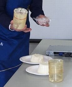 中エリア委員会:さとの雪食品(株)の豆腐の学習会を開催